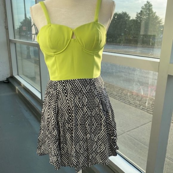 Naven Dress/ Revolve Size Small - Picture 3 of 6